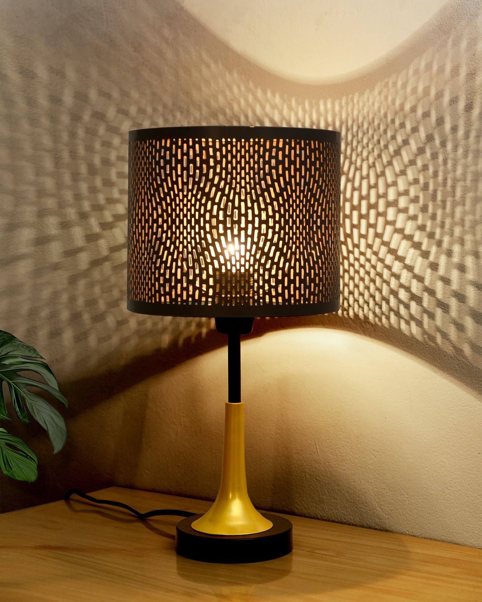 Rustic Farmhouse Metal Table Lamp Fabric Shade for Bedroom Living Room House Home Bedside Nightstand Office Family, Dual Color Trumpet Bell, Jute Cone
