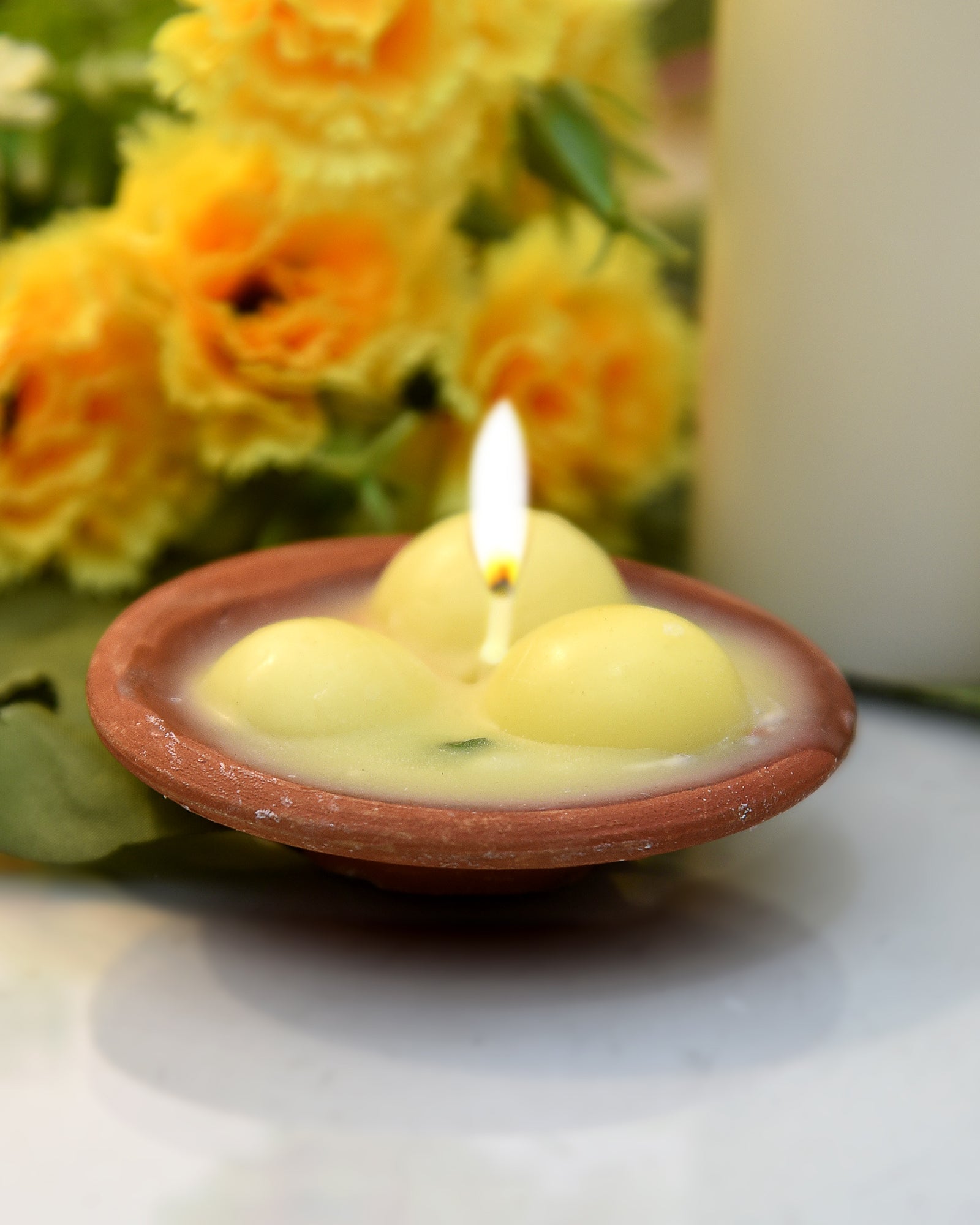 Premium Ladoo Candle, Hand Poured, Motichur Laddoo Candles, Diwali Gift Pack Decorative Scented Candle 100% Paraffin Wax, Set of 4