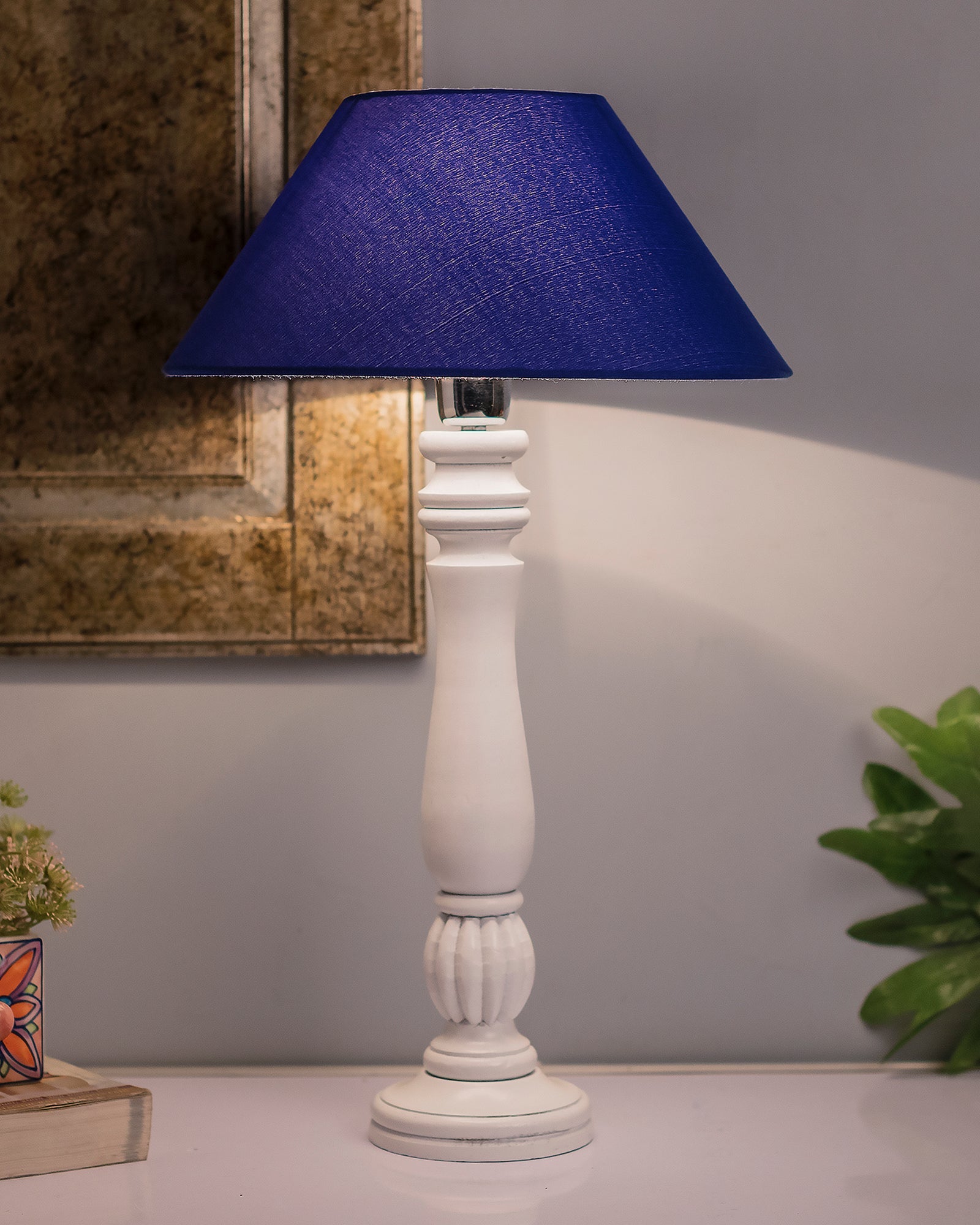 Classic Victorian White Wood Table Lamp With Shade