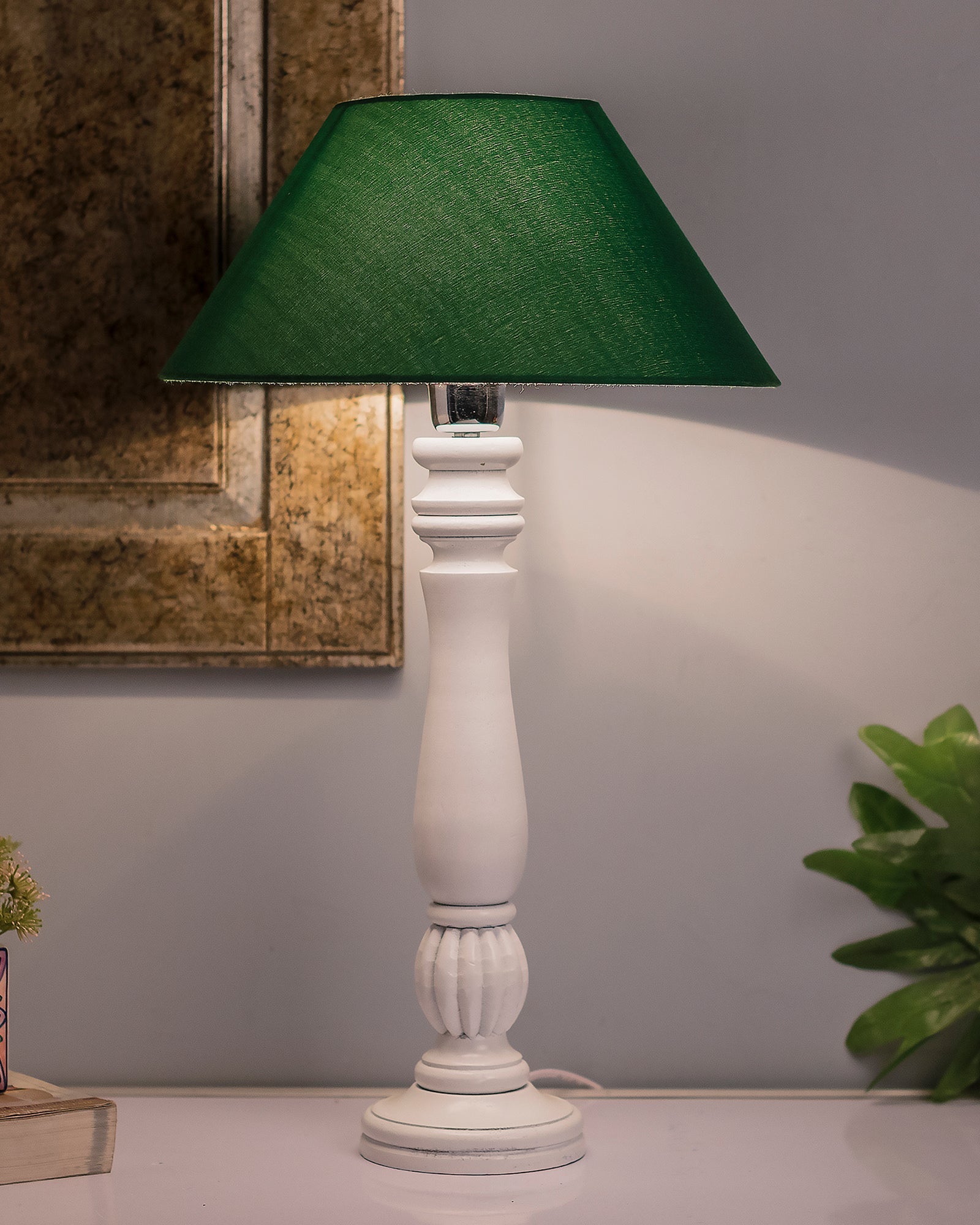 Classic Victorian White Wood Table Lamp With Shade