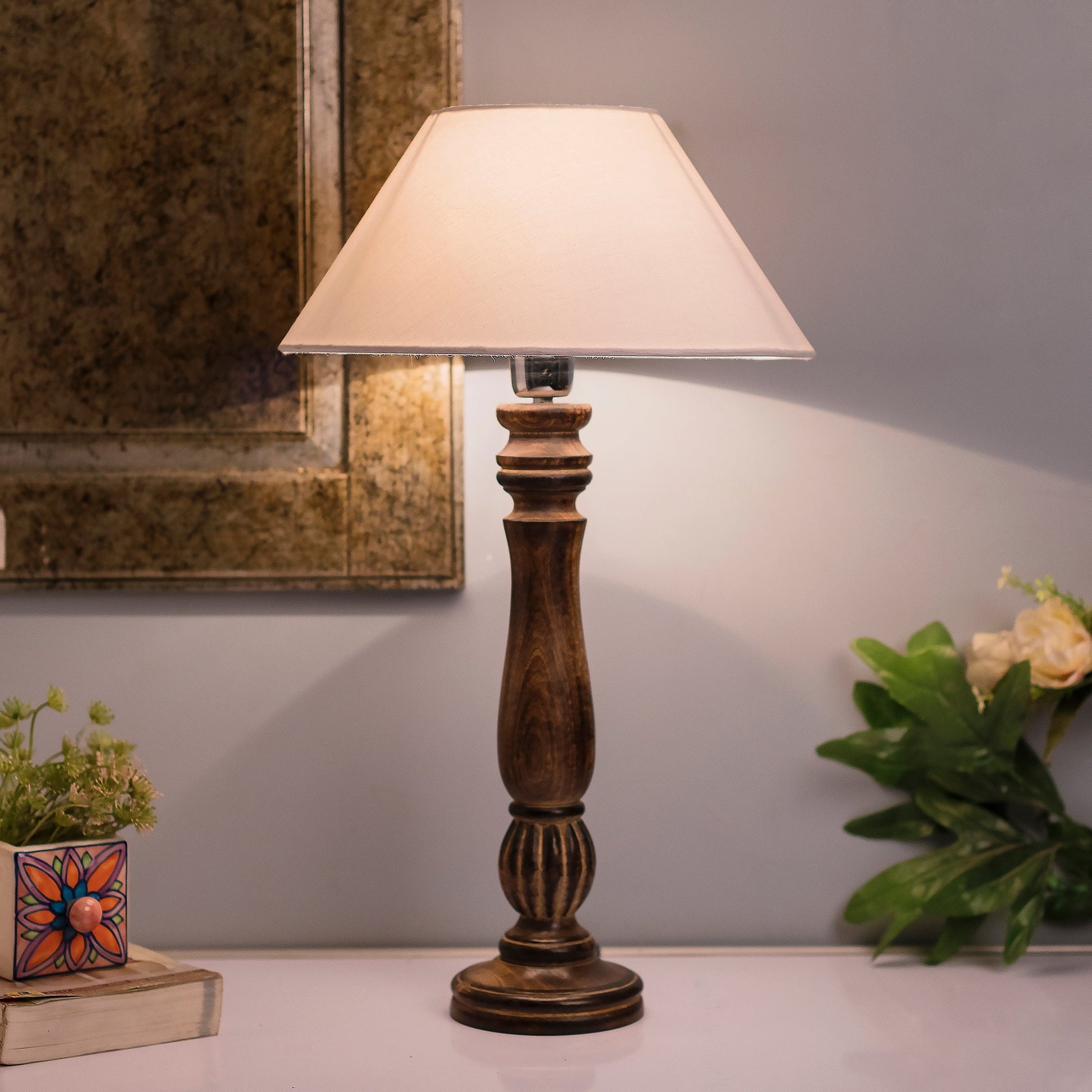 Homesake® Classic Victorian Black Wood Table Lamp with Shade for Home Decor, Living Room, Bedroom, Festive Decor