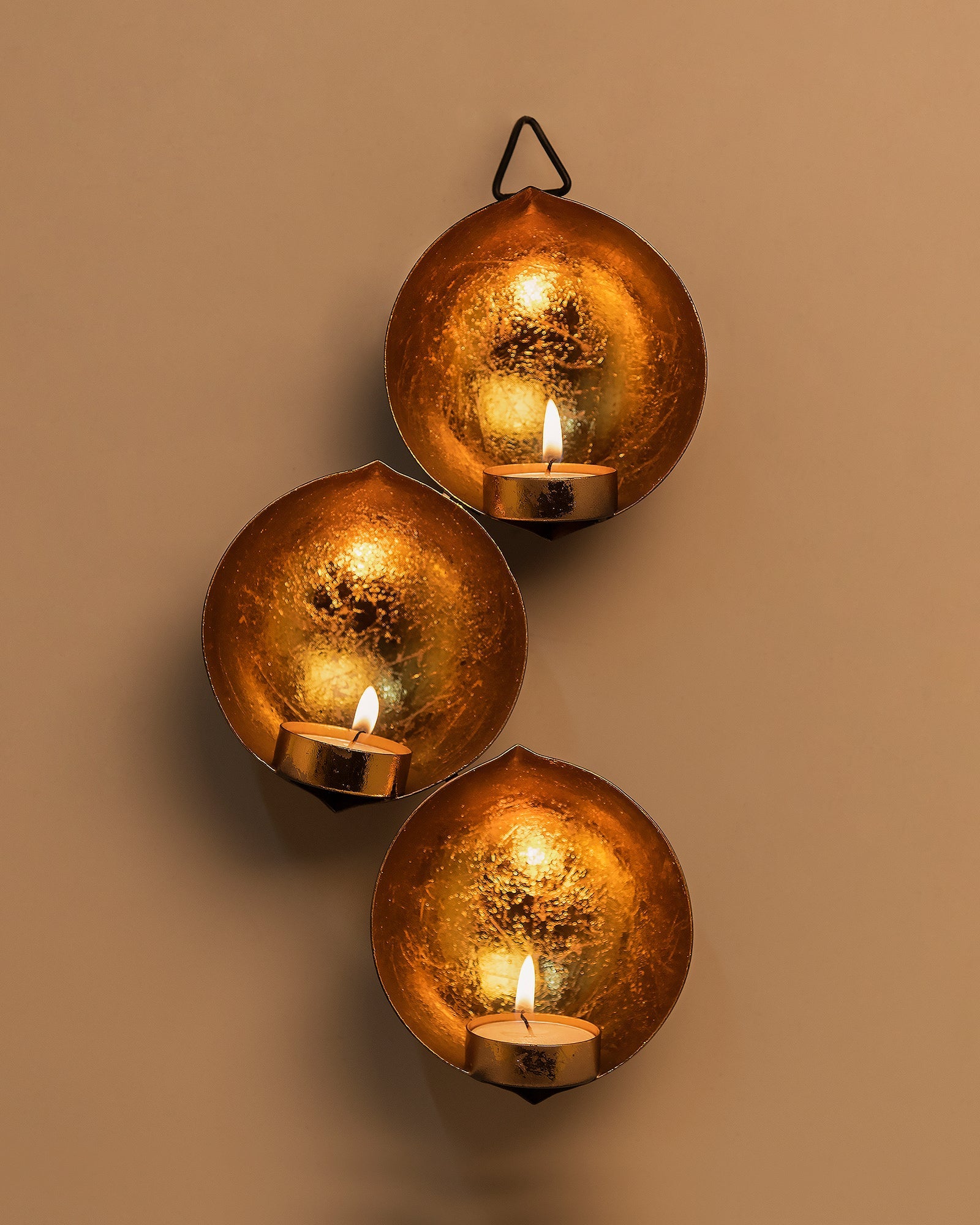 Wall Hanging metal Tri-Drop hanging candle holder, Wall candle Sconce