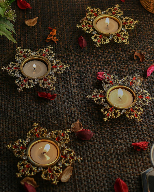 Crystal Tea Light Candle Holders, Twisted Flower Decorative Diya for Wedding Coffee Table,Small 4" Dia