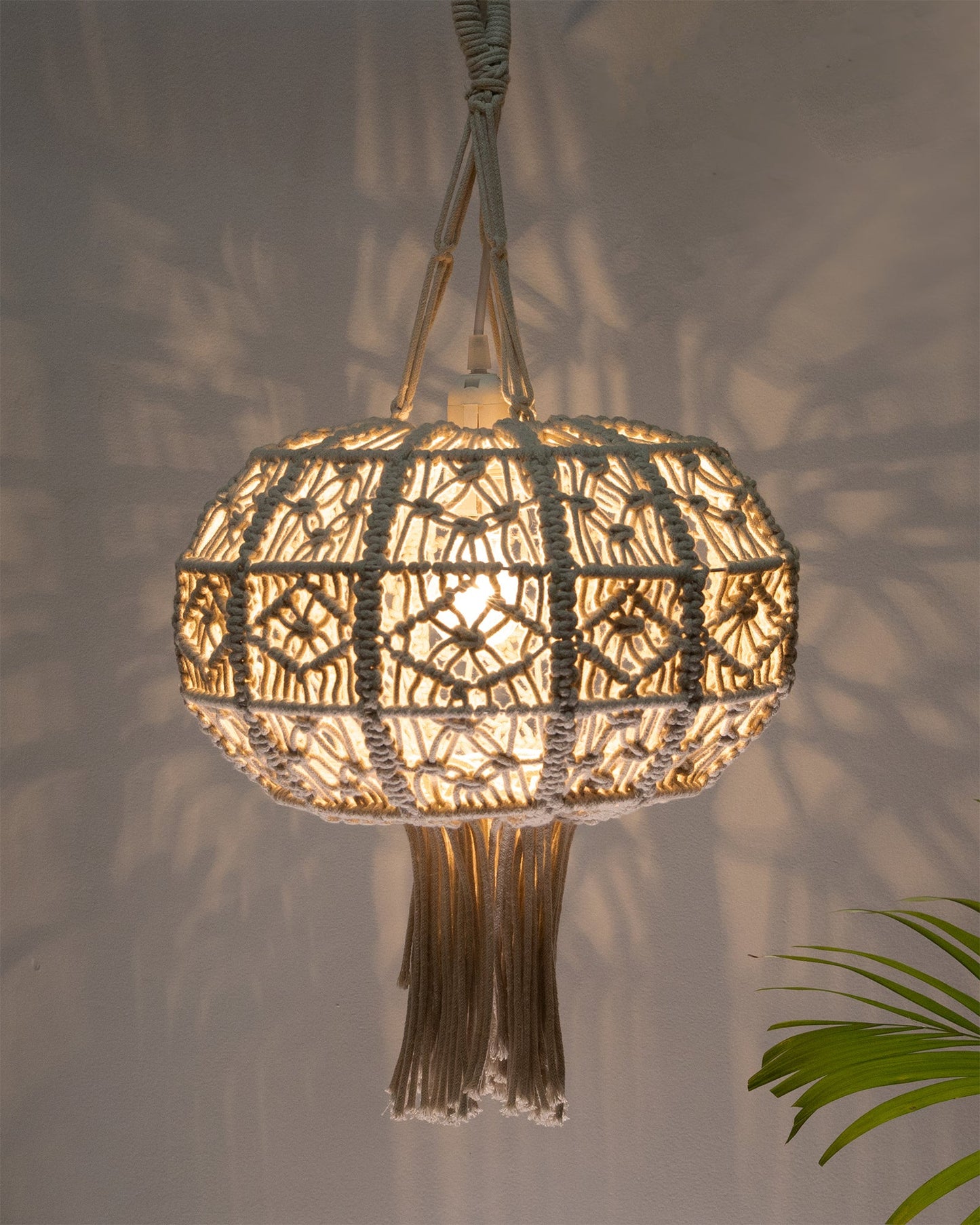 Farmhouse Hand-Woven Chandelier Hanging Lamp,Boho Drum Pendant Modern Lampshade for Decor