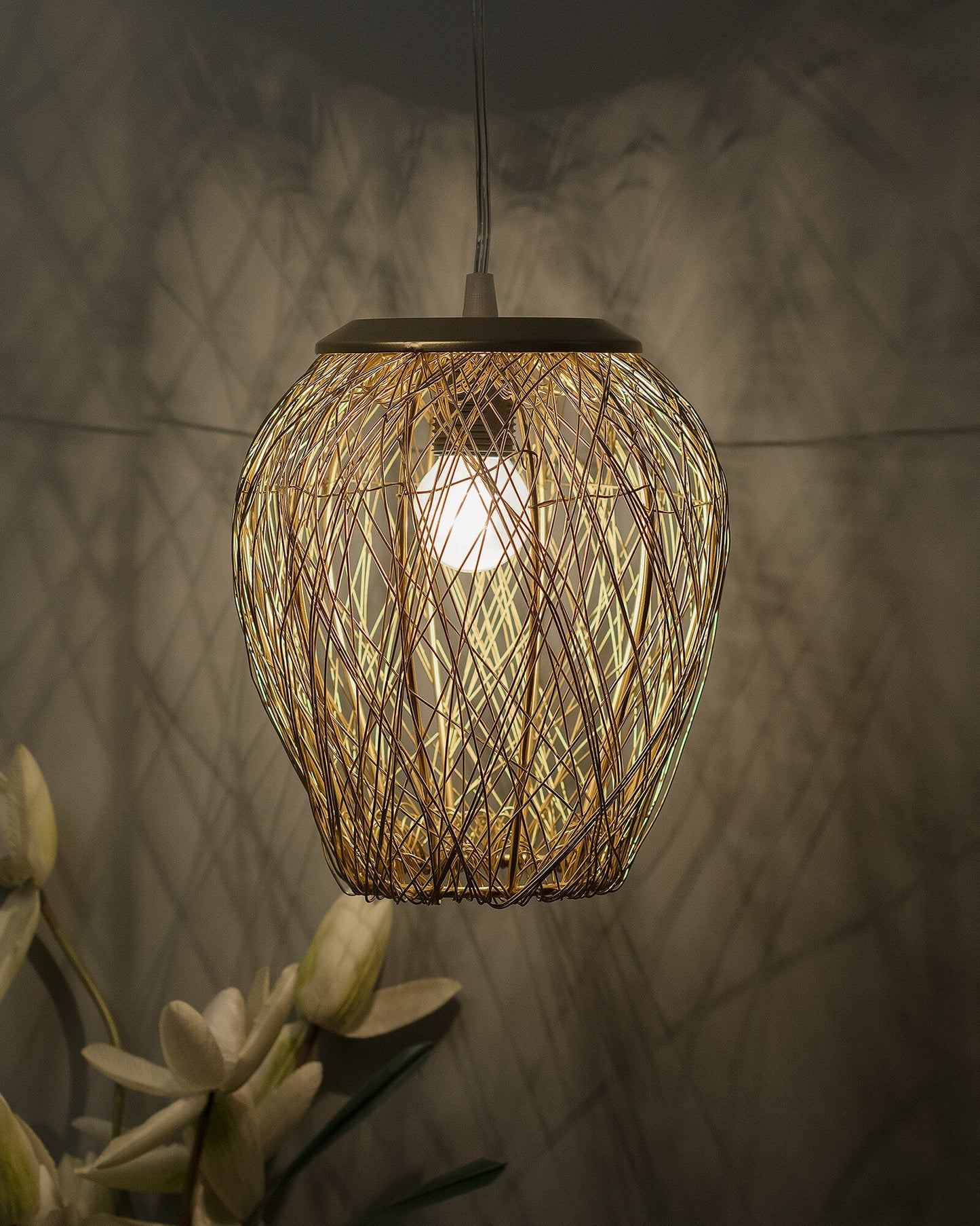 Hanging Golden Steel Wire Mesh Pendant, hanging light, lamp