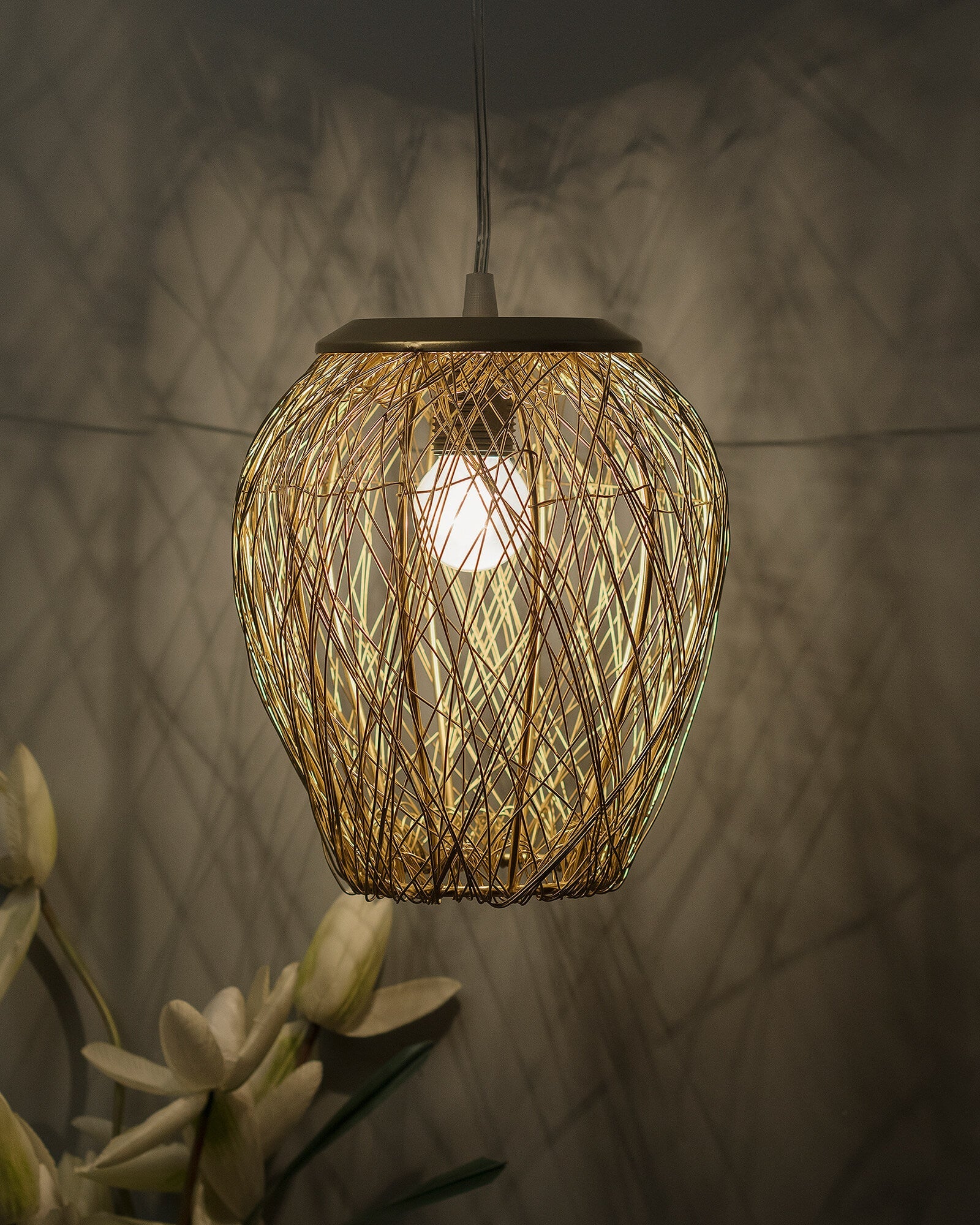 Hanging Golden Steel Wire Mesh Pendant, hanging light, lamp