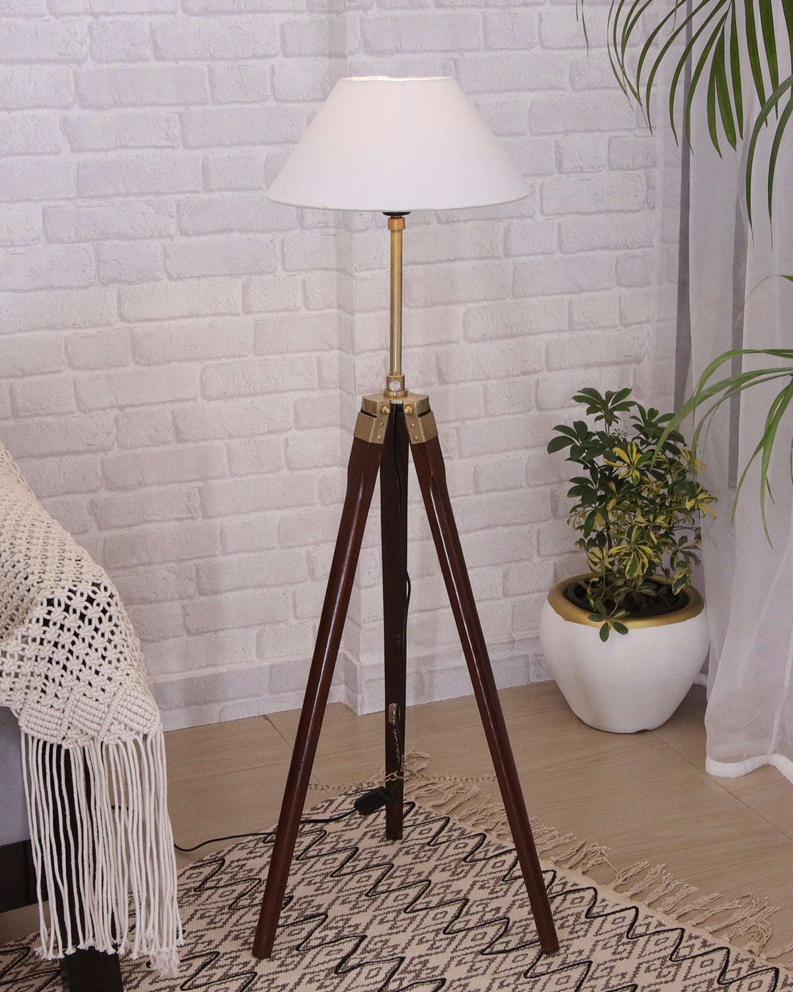 Tripod Floor Lamp with Shade Wooden, Brass Finish Industrial Nautical Marine Decorative Lamp