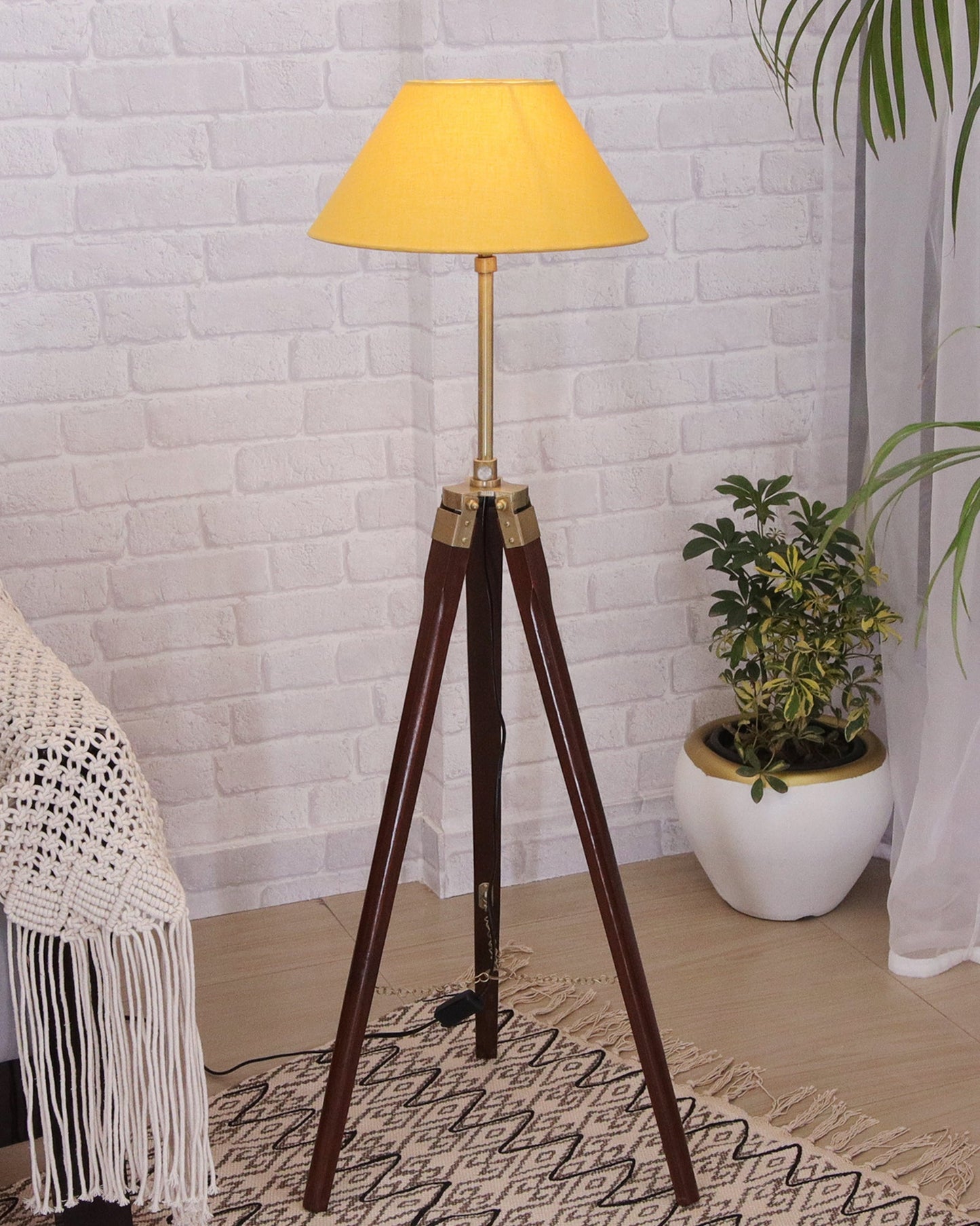 Tripod Floor Lamp with Shade Wooden, Brass Finish Industrial Nautical Marine Decorative Lamp