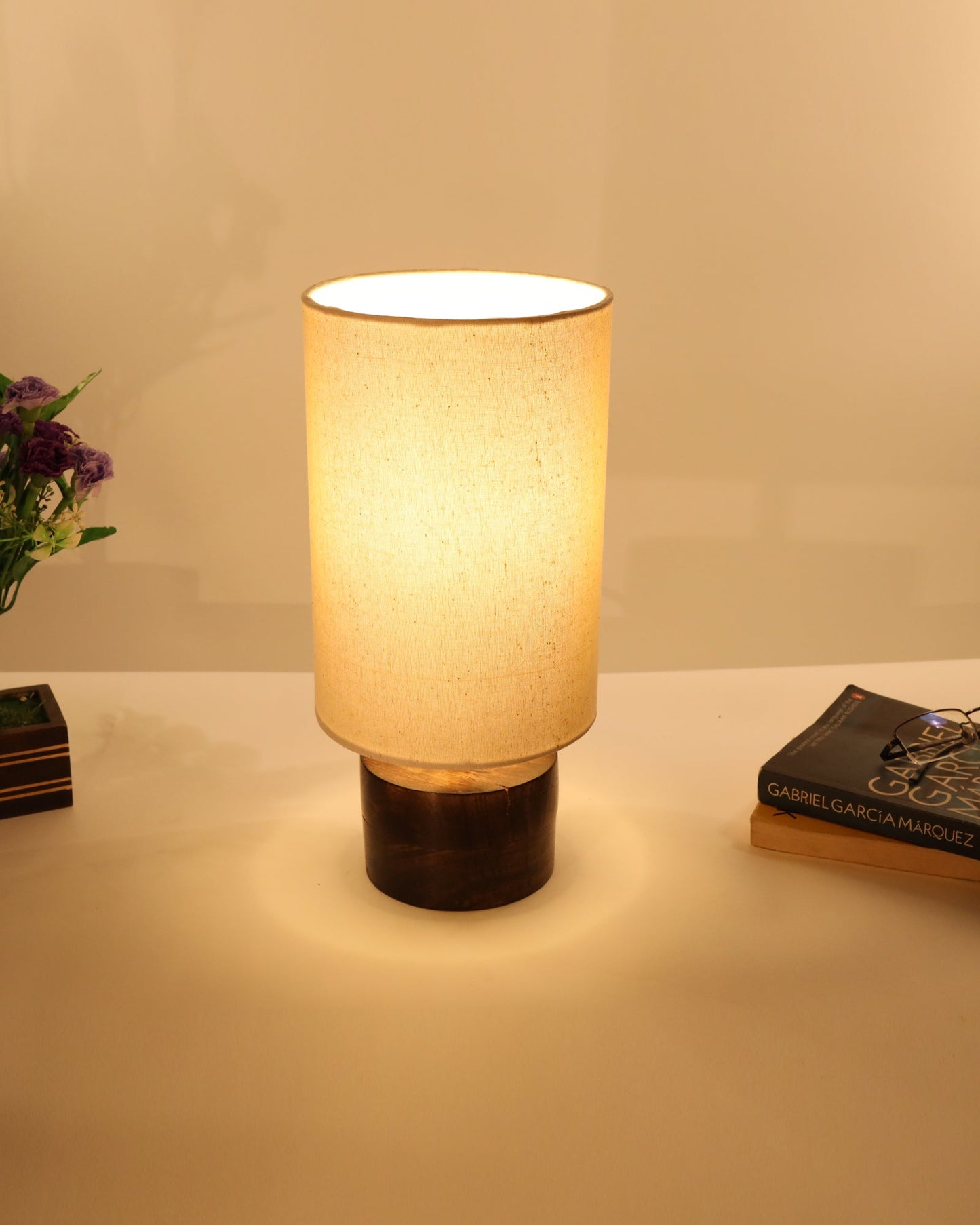 Modern Zen Wooden Lampshade Nightstand Lamps, Antique Base E27 Creative Reading Bedside Lamps Ideal for Bedroom, Cylinder