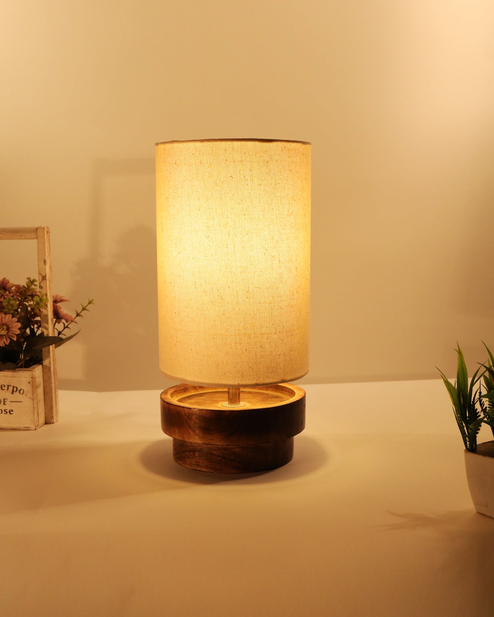 Modern Zen Wooden Lampshade Nightstand Lamps, Antique Base E27 Creative Reading Bedside Lamps Ideal for Bedroom, Concentric