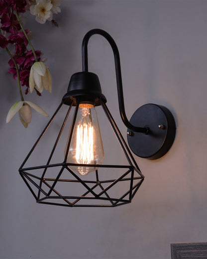 Farmhouse Metal Diamond Cage Vanity Industrial Wall Sconce Lighting, Edison Rustic Wall Light Fixture for Balcony, Living Room, Lobby, Black, set of 1
