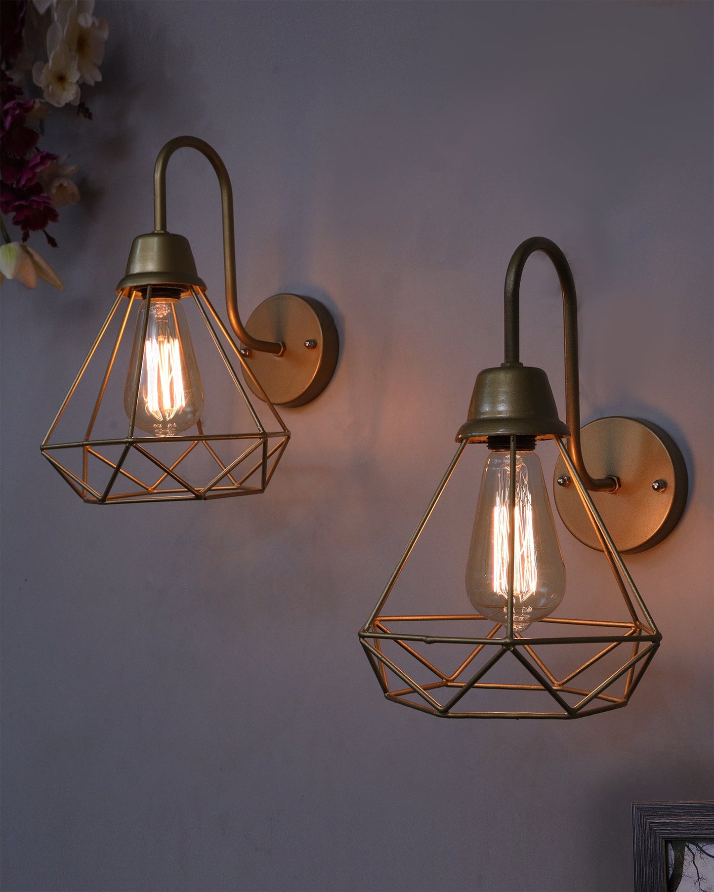 Farmhouse Metal Diamond Cage Vanity Industrial Wall Sconce Lighting, Edison Rustic Wall Light Fixture for Balcony, Living Room, Lobby, set of 2