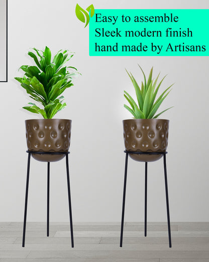 Metal Hammered Plant Pot with Stand, Set of 2 |Golden Decorative Modern Indoor Planter | Office Desk Pot with Black Metal Stand for Orchids Herbs Cacti Succulents