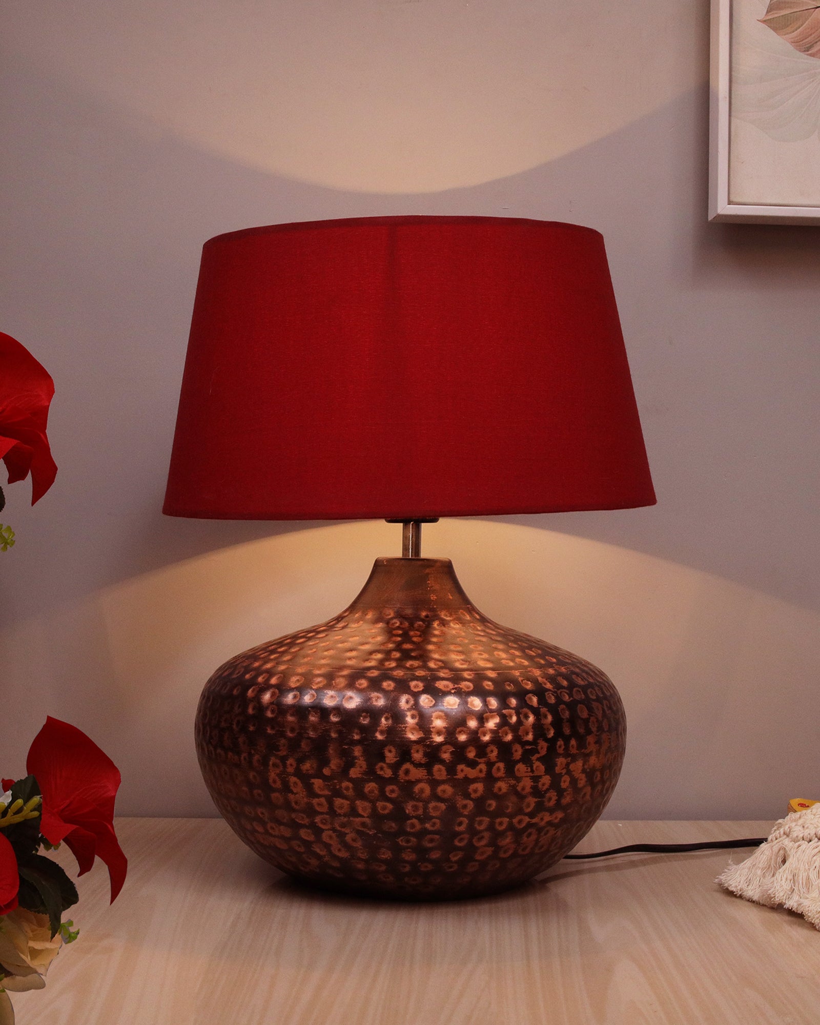 Gourd Metal Antique Hammered Oil-Rubbed Bronze Table Lamp Linen with Jute Shade