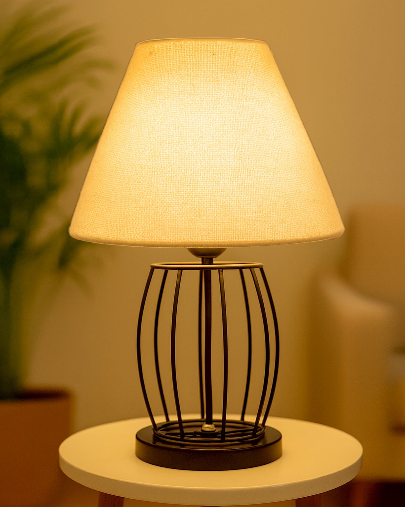 Modern Table Lamp, Metal Wire Cage Base Modern Fabric Lampshade for Home Office Cafe Restaurant,