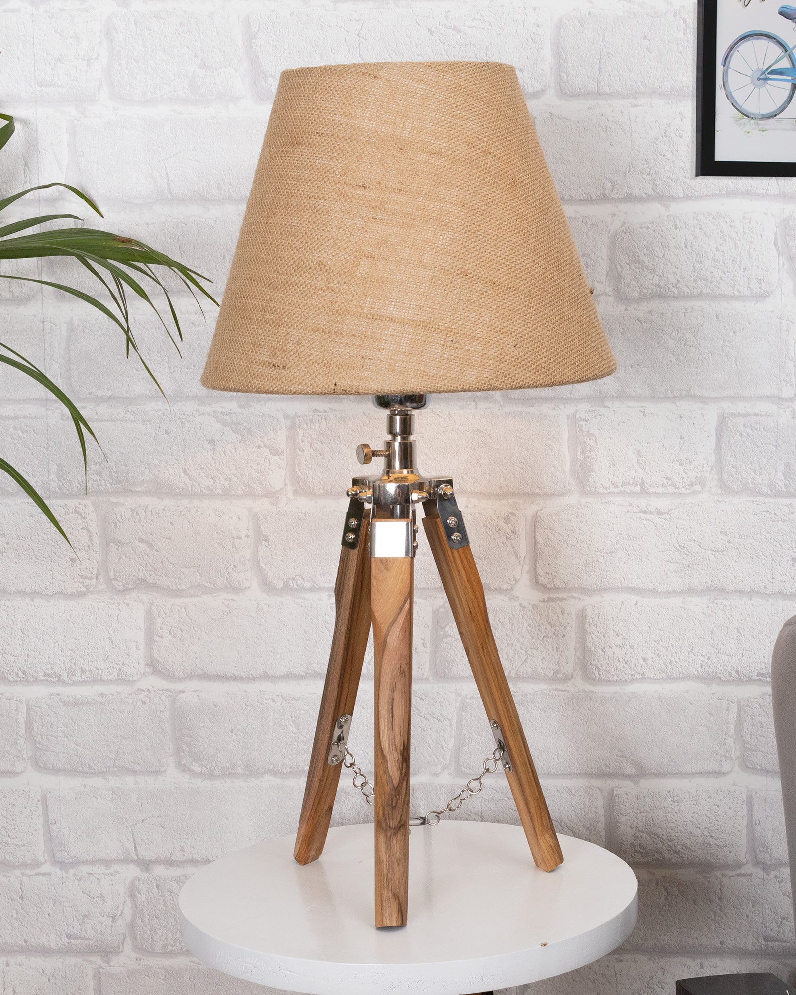 Modern Table Lamp, Wooden Base Modern Fabric Lampshade for Home Office Cafe Restaurant, Tripod