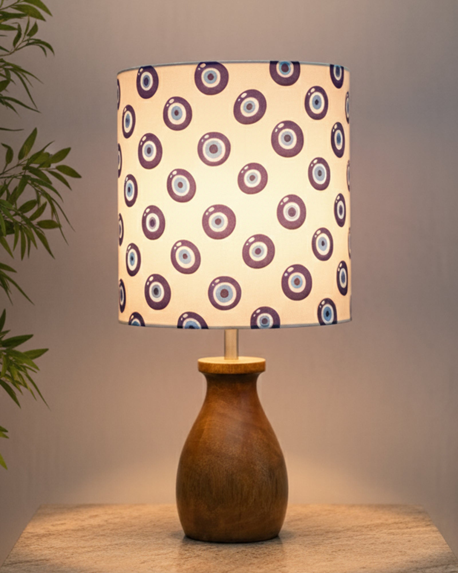 Dovel Pot Modern Table Lamp, Wooden Base Modern Fabric Lampshade for Home Office Cafe Restaurant