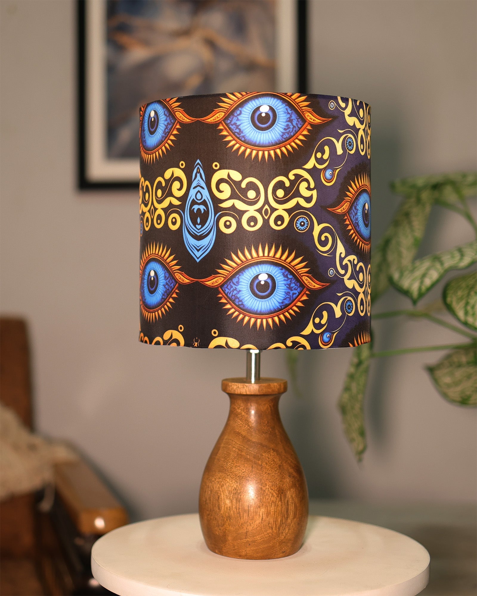Dovel Pot Modern Table Lamp, Wooden Base Modern Fabric Lampshade for Home Office Cafe Restaurant