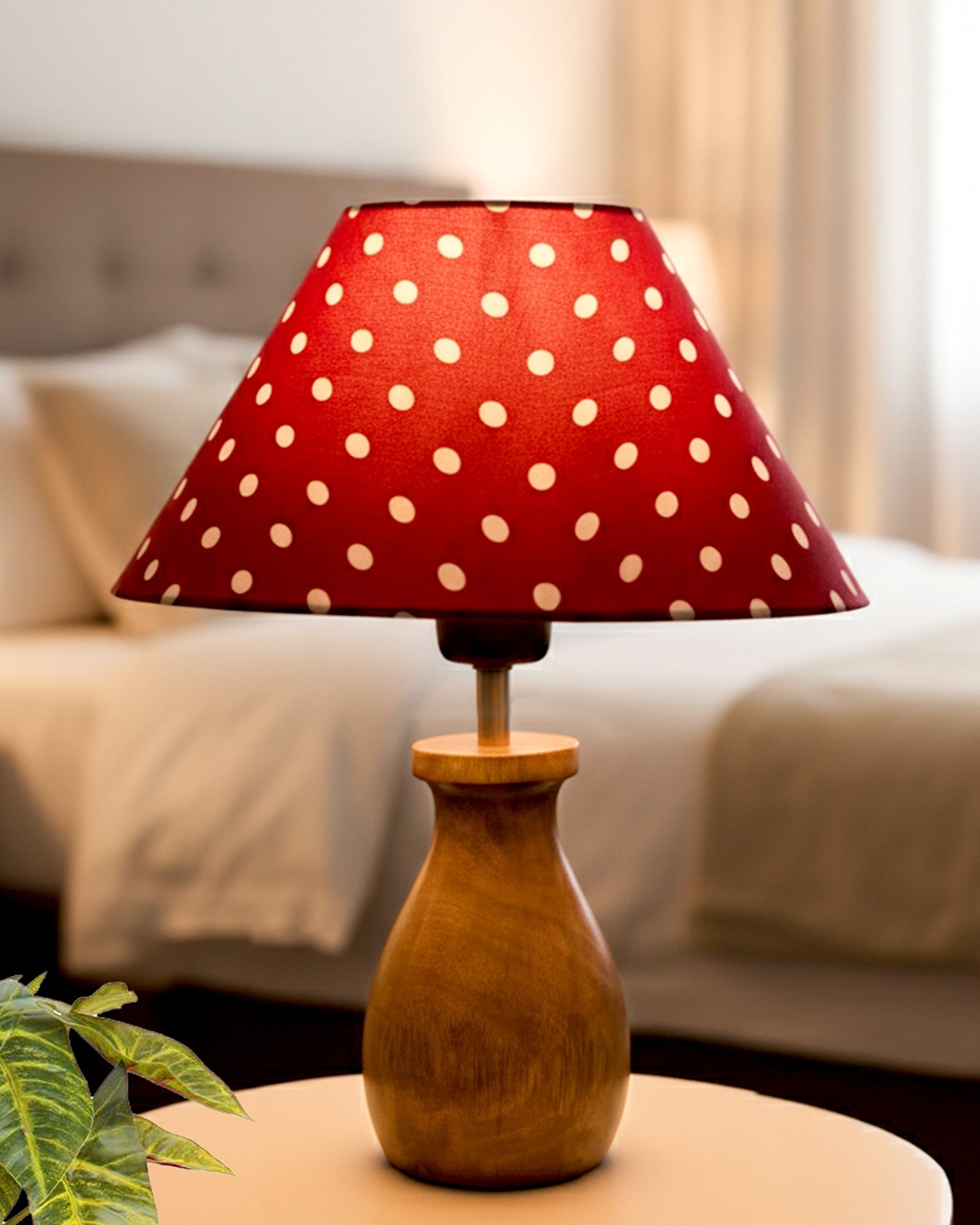 Dovel Pot Modern Table Lamp, Wooden Base Modern Fabric Lampshade for Home Office Cafe Restaurant, Dovel Pot