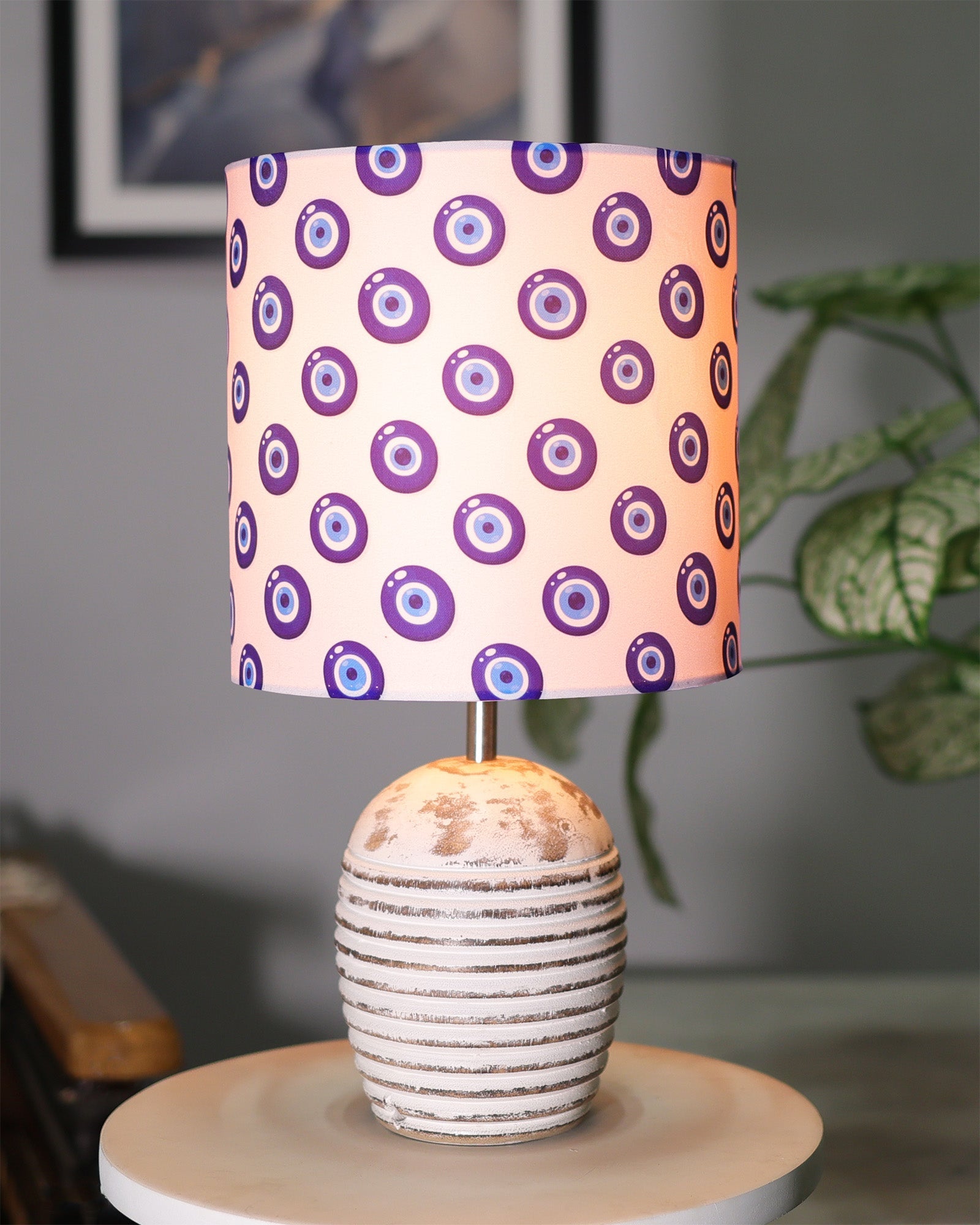 Modern Table Lamp, Wooden Base Modern Fabric Lampshade for Home Office Cafe Restaurant, Ribbed Basket