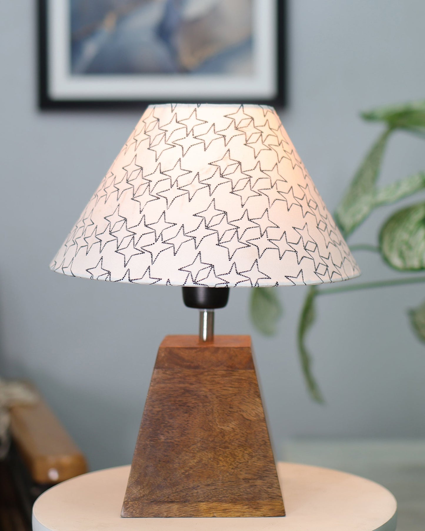 Pyramid Modern Table Lamp, Wooden Base Modern Fabric Lampshade for Home Office Cafe Restaurant, Cone