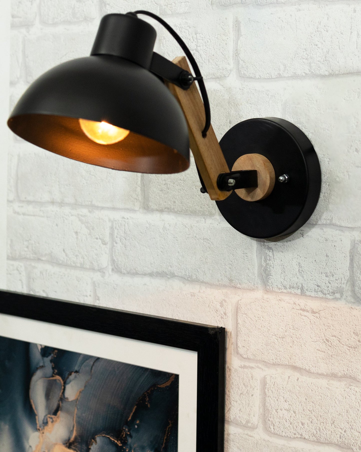 Wall light fixtures Industrial Sconce, E27 Base Vintage Wall Lamp Vintage Adjustable Wooden Swing Movement Arm Living Room Bedroom Study