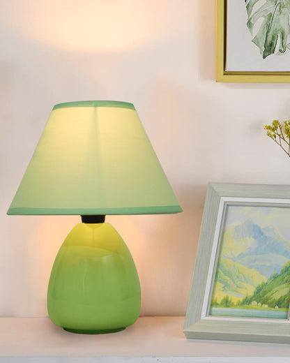 Modern Small Ceramic Table Lamp, Classic Bedside Desk lamp for Living Room Bedroom, Farmhouse Night , Urn
