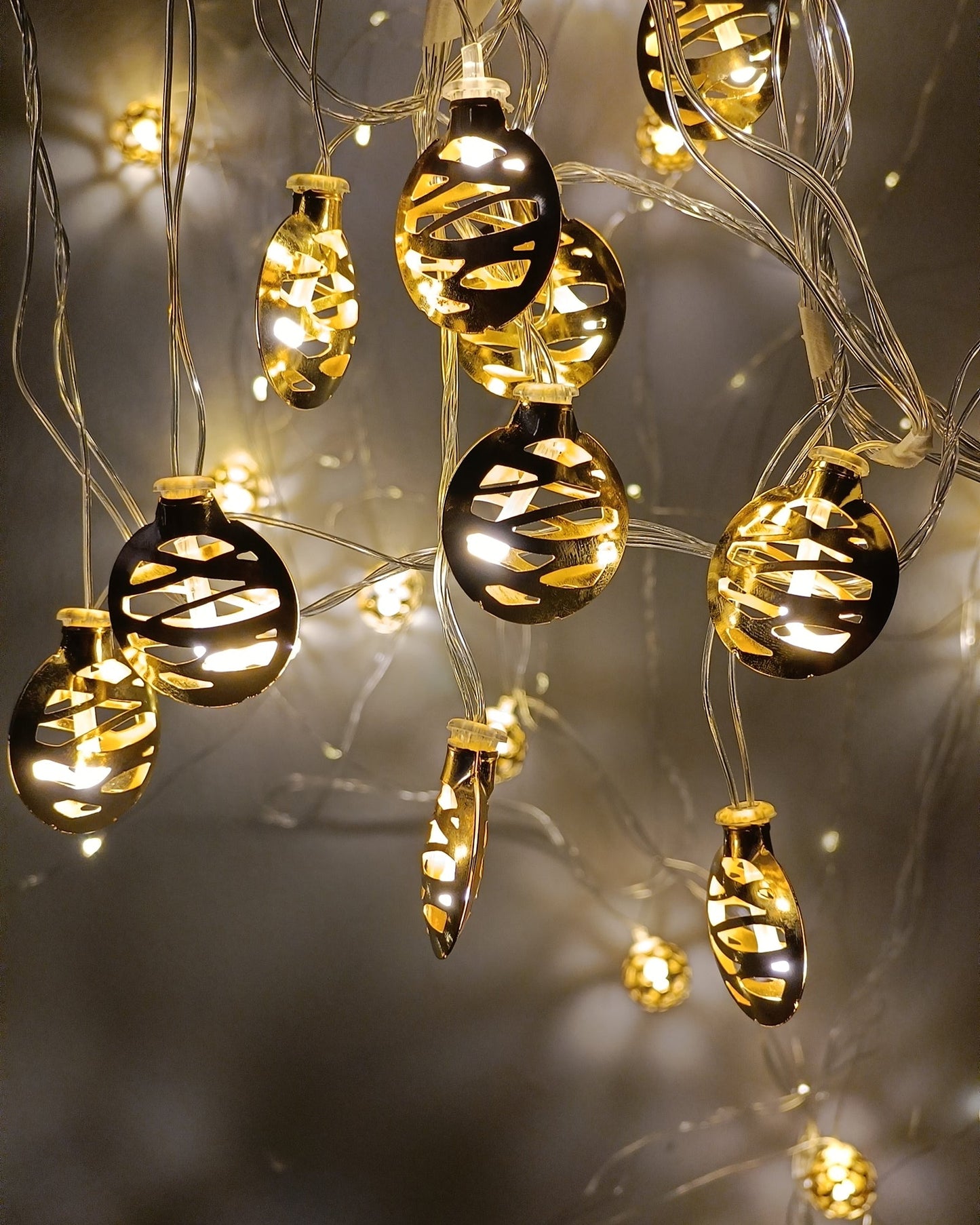 String Lights, Moroccon Copper Lights 5M 14LED Indoor Outdoor Fairy Globe String Lights,for Garden,Diwali,Christmas,Wedding,Home, Party Decoration (Warm White), Golden Flat Round