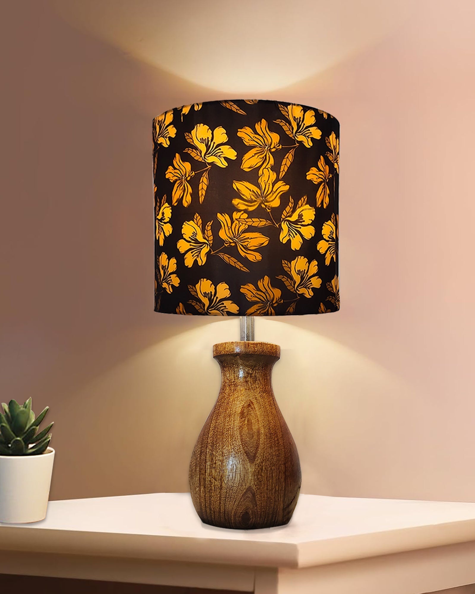 Dovel Pot Modern Table Lamp, Wooden Base Modern Fabric Lampshade for Home Office Cafe Restaurant