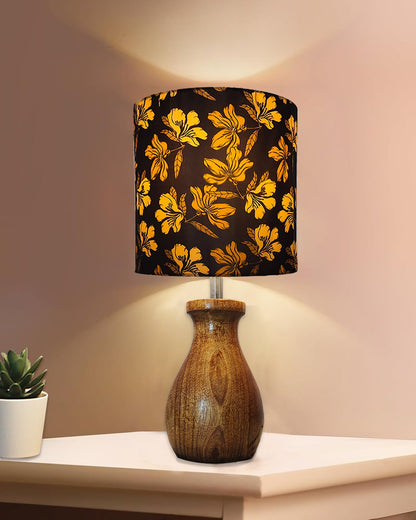 Dovel Pot Modern Table Lamp, Wooden Base Modern Fabric Lampshade for Home Office Cafe Restaurant