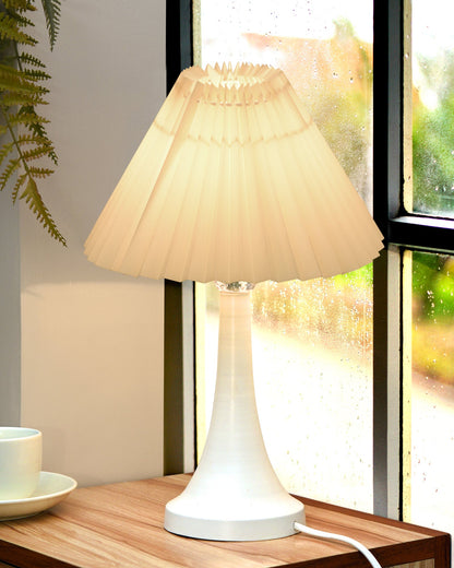 Farmhouse Matt Table Lamp for Bedroom, White Modern Bedside Lamps for Living Room, Rustic Table Light for Night Stands, Dorm, Office, Home Décor Fabric Shade, E27 holder, Cone, Iris Cone