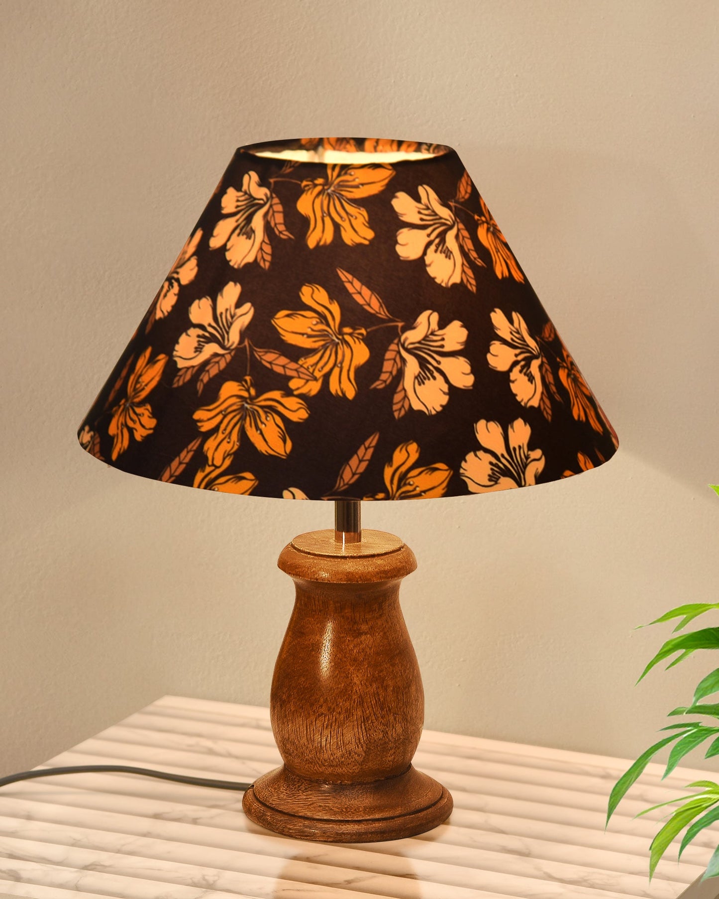 Mid Century Single Table Lamp for Living Room Farmhouse Linen Bedside Lamps for Bedroom Kids Room Dorm Office Mini-Guard, Walnut, Birds Cone