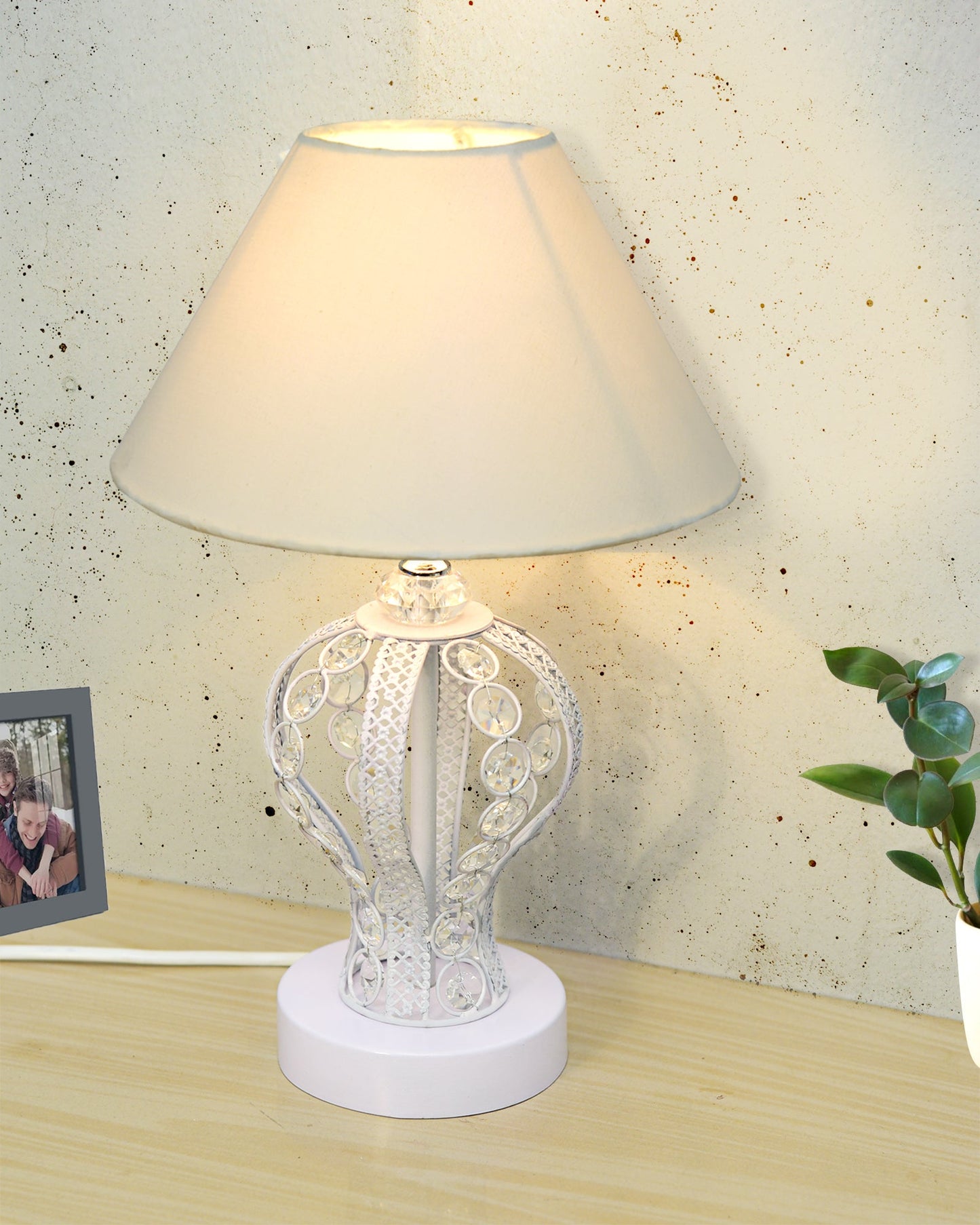 Modern Round Small Crystal Table Lamp,Contemporary Bedroom Bedside Nightstand Lamp,Desk Globe Lamp for Living Room Girls Kids Room, Goglet, White Cone