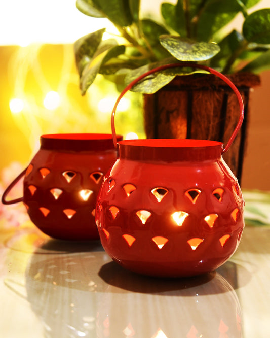 Lanterns Small Metal Moroccan Lanterns Decorative Candle Tealight Holders for Centerpieces, Home Decor, Diwali, Weddings, set of 2, Red Urli